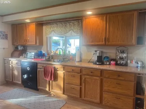 1911 15th Street Baker City OR 97814