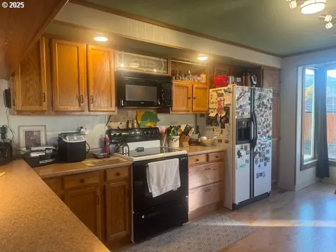 1911 15th Street Baker City OR 97814