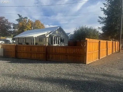 1911 15th Street Baker City OR 97814