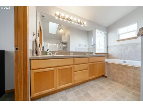 3212 SE 194th Court Camas WA 98607