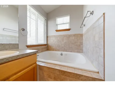 3212 SE 194th Court Camas WA 98607