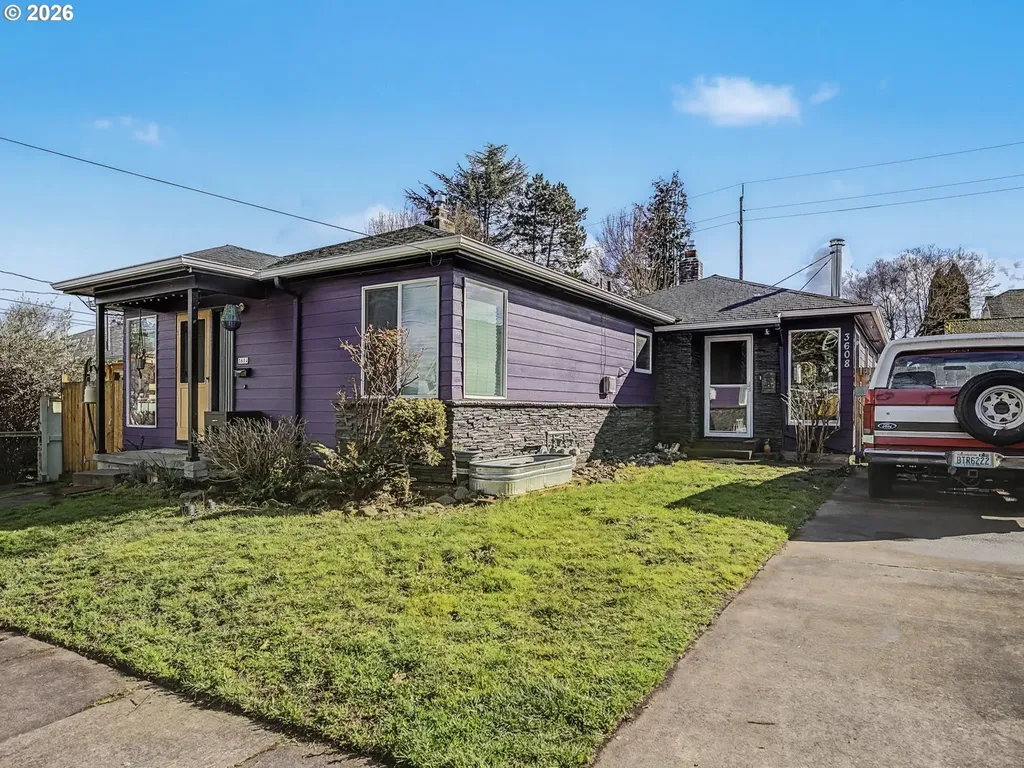 3608 SE Center Street Portland OR 97202
