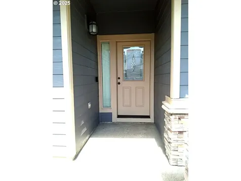 875 Julie Lane Molalla OR 97038