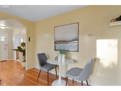 15614 SE Caruthers Court Portland OR 97233