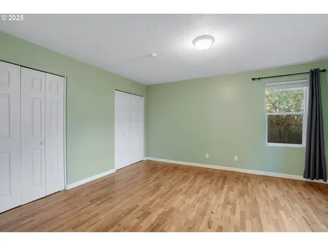 15614 SE Caruthers Court Portland OR 97233