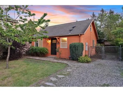 15614 SE Caruthers Court Portland OR 97233