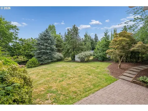 19142 Suncrest Drive West Linn OR 97068