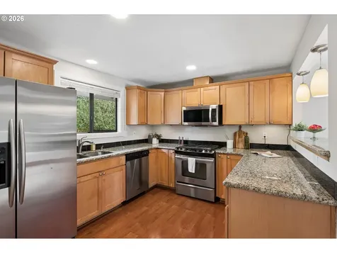 19142 Suncrest Drive West Linn OR 97068
