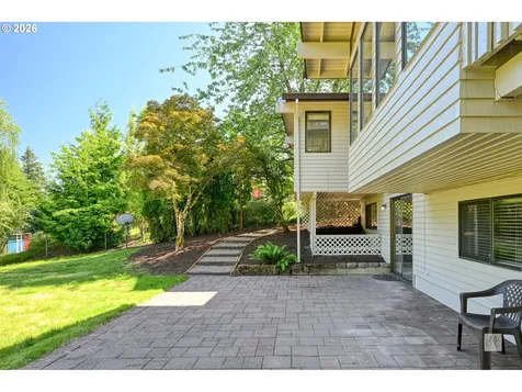 19142 Suncrest Drive West Linn OR 97068
