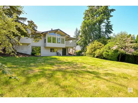 19142 Suncrest Drive West Linn OR 97068