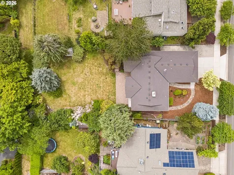 19142 Suncrest Drive West Linn OR 97068