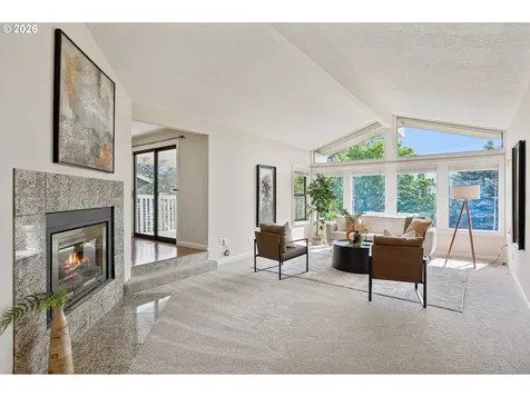 19142 Suncrest Drive West Linn OR 97068