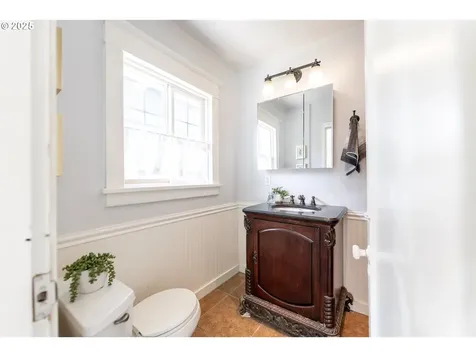 125 NE 80th Avenue Portland OR 97213
