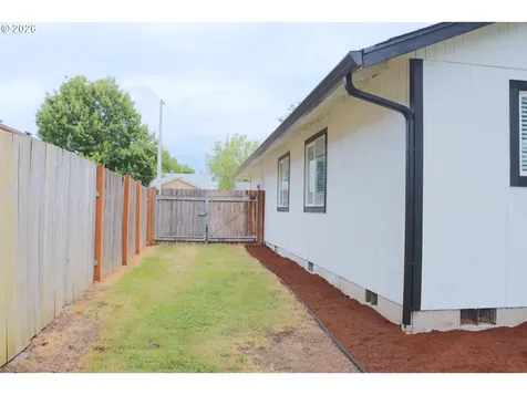 13205 NE 76th Way Vancouver WA 98682