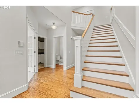 1206 NW Mayfield Road Portland OR 97229