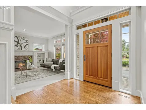 1206 NW Mayfield Road Portland OR 97229