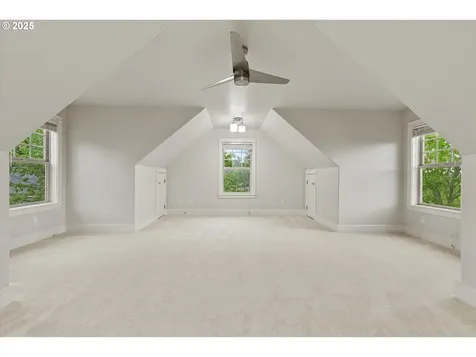 1206 NW Mayfield Road Portland OR 97229
