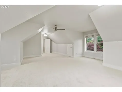 1206 NW Mayfield Road Portland OR 97229