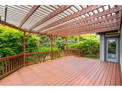 1206 NW Mayfield Road Portland OR 97229