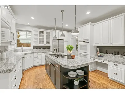 1206 NW Mayfield Road Portland OR 97229