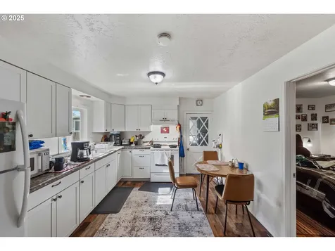 2145 25th Street Coos Bay OR 97420
