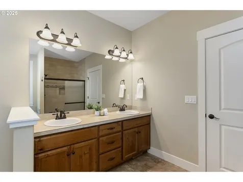 2507 NW 150th Way Vancouver WA 98685