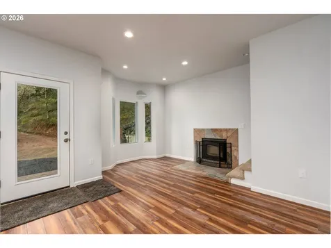 270 Sabrina Lane Winston OR 97496