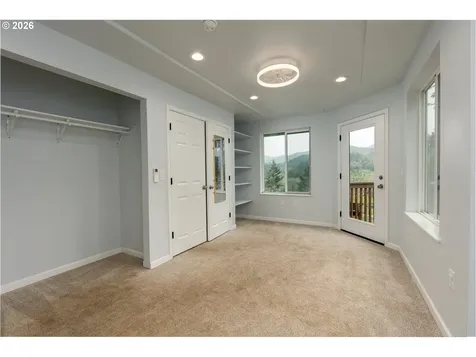 270 Sabrina Lane Winston OR 97496