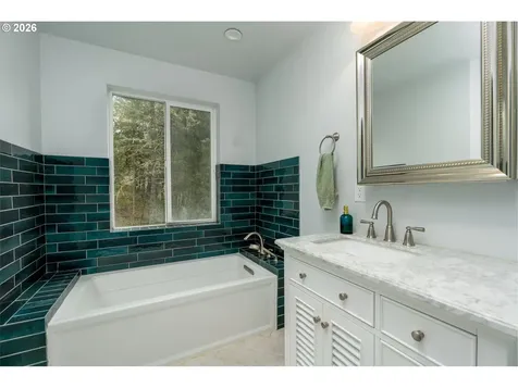 270 Sabrina Lane Winston OR 97496