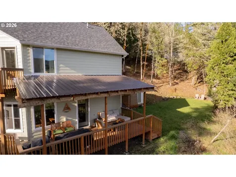 270 Sabrina Lane Winston OR 97496