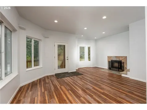 270 Sabrina Lane Winston OR 97496