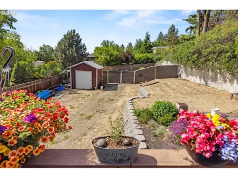 2043 Melrose Street Klamath Falls OR 97601