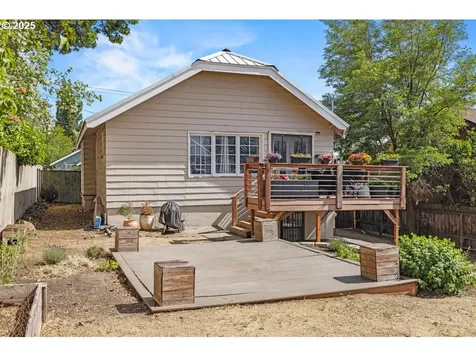 2043 Melrose Street Klamath Falls OR 97601