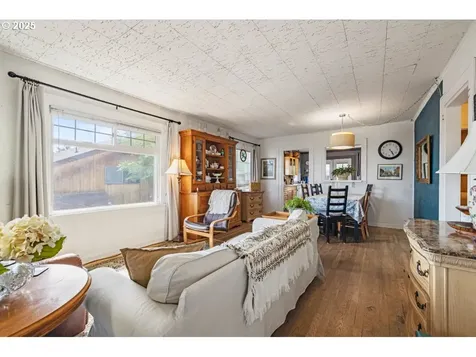 2043 Melrose Street Klamath Falls OR 97601