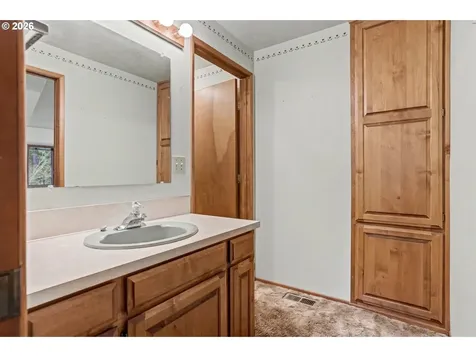 6683 Indian Springs Road NE Scotts Mills OR 97375