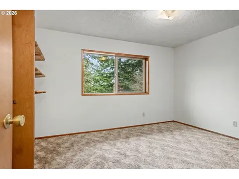6683 Indian Springs Road NE Scotts Mills OR 97375