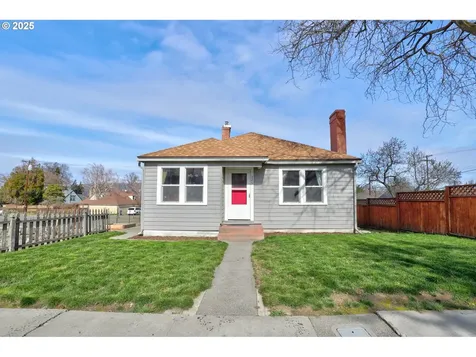 325 E 11th Street The Dalles OR 97058