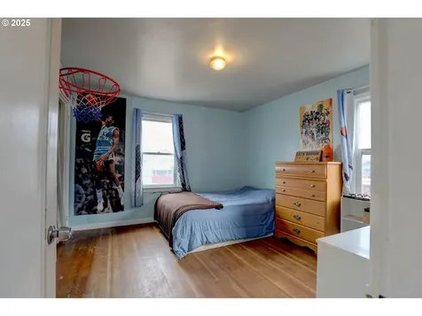 325 E 11th Street The Dalles OR 97058