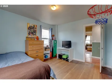 325 E 11th Street The Dalles OR 97058
