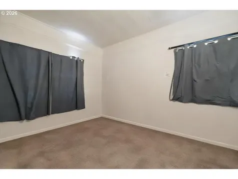 740 S 6th Street Cottage Grove OR 97424