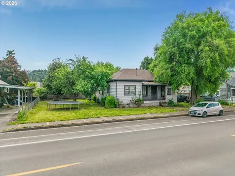 740 S 6th Street Cottage Grove OR 97424