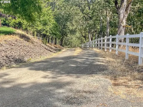 508 Cattle Drive Roseburg OR 97470