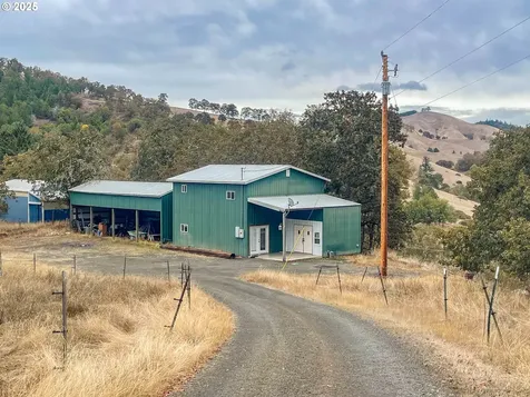 508 Cattle Drive Roseburg OR 97470
