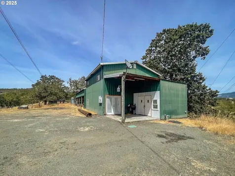 508 Cattle Drive Roseburg OR 97470