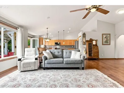 504 N Lark Drive Ridgefield WA 98642