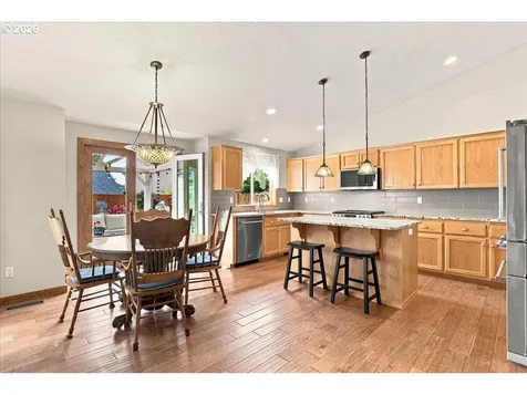 504 N Lark Drive Ridgefield WA 98642