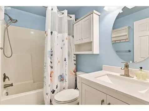 504 N Lark Drive Ridgefield WA 98642