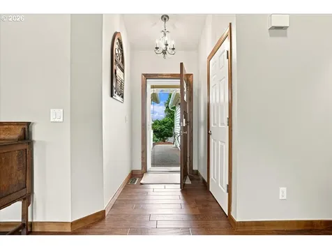 504 N Lark Drive Ridgefield WA 98642