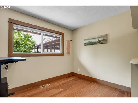 180 NW 107th Avenue Portland OR 97229