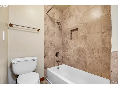 180 NW 107th Avenue Portland OR 97229